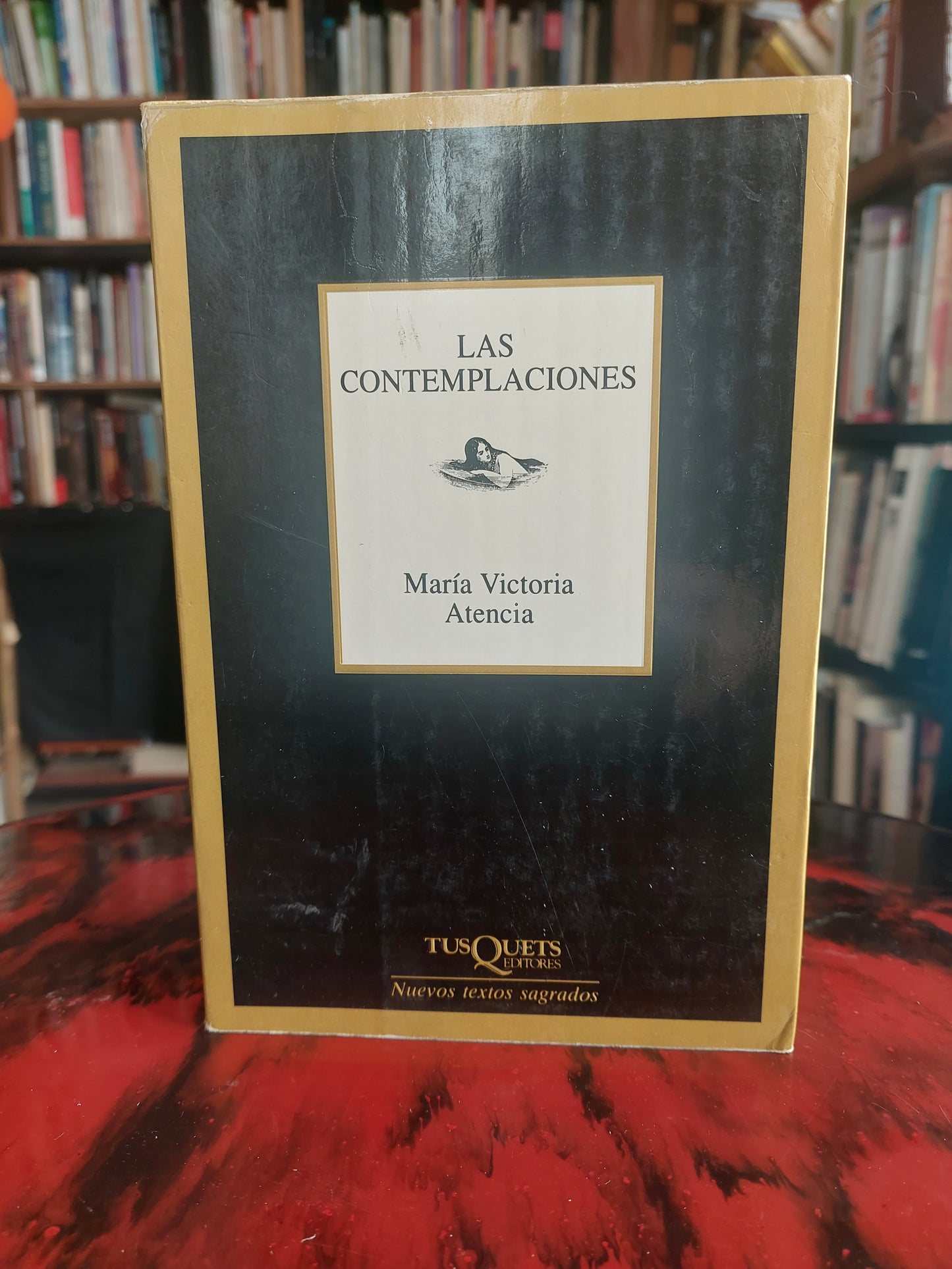 Las contemplaciones - María Victoria Atencia