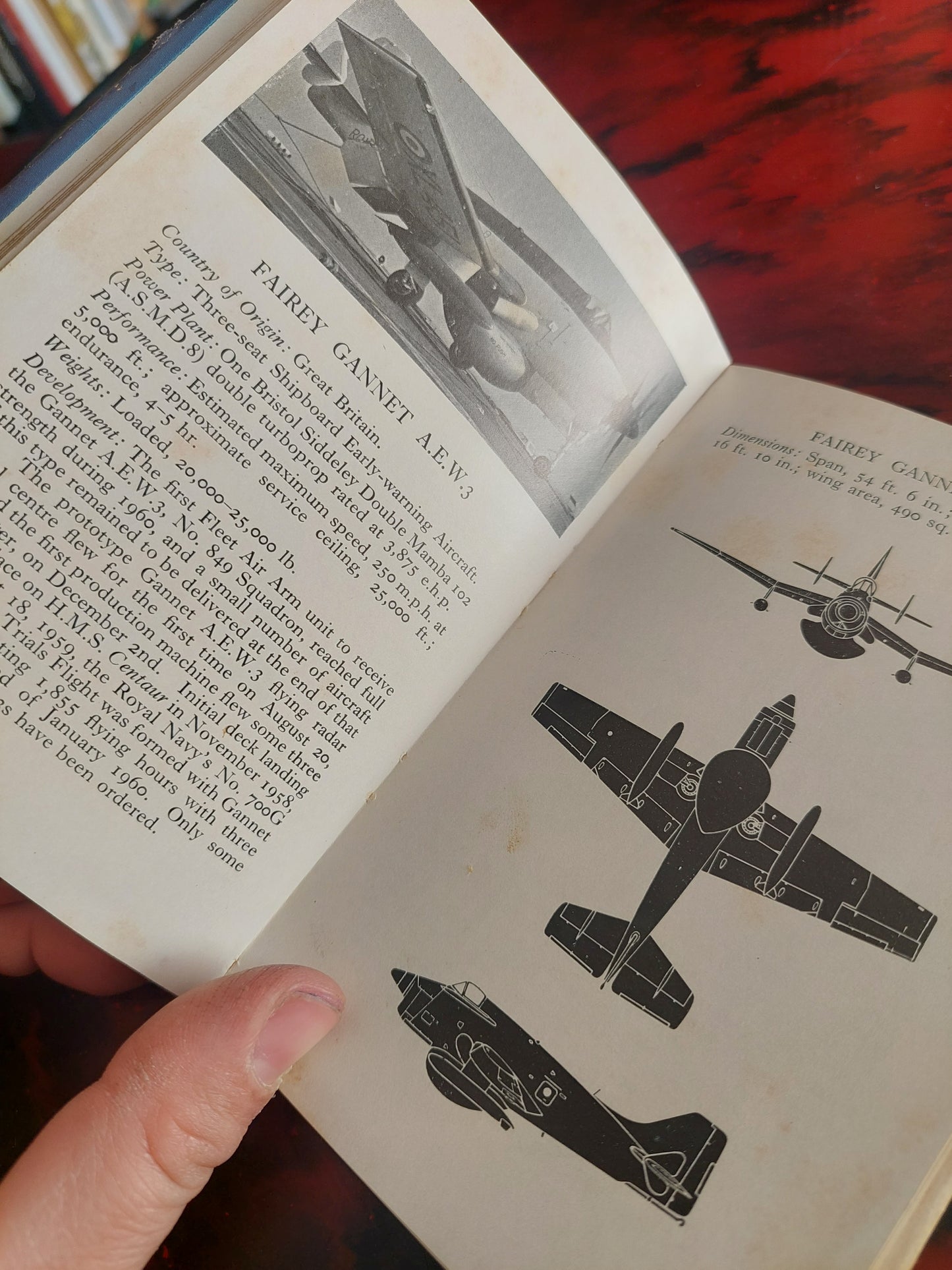 The observer's book of aircraft - William Green (1961)