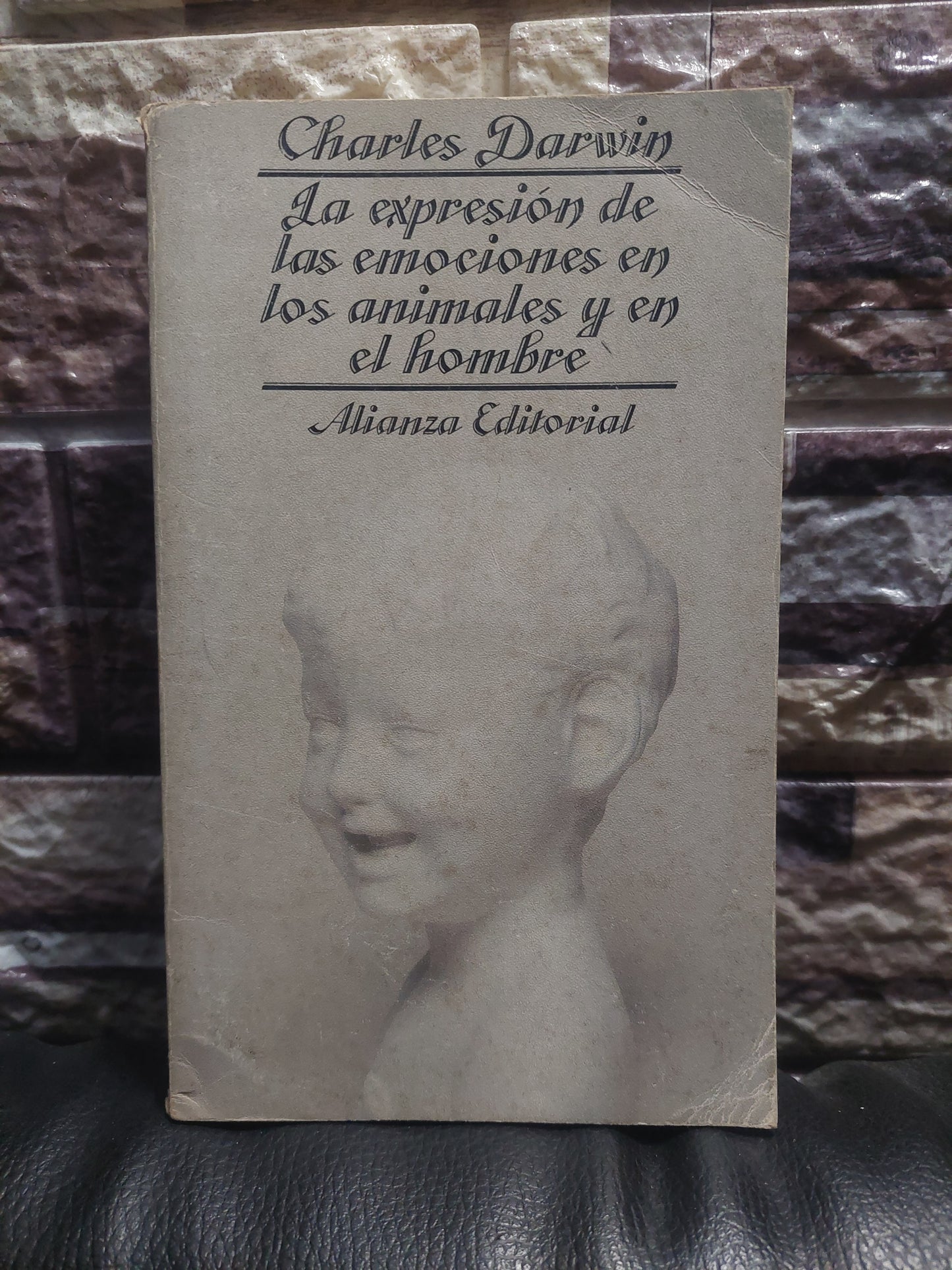 La expresión de las emociones en los animales y en el hombre - Charles Darwin