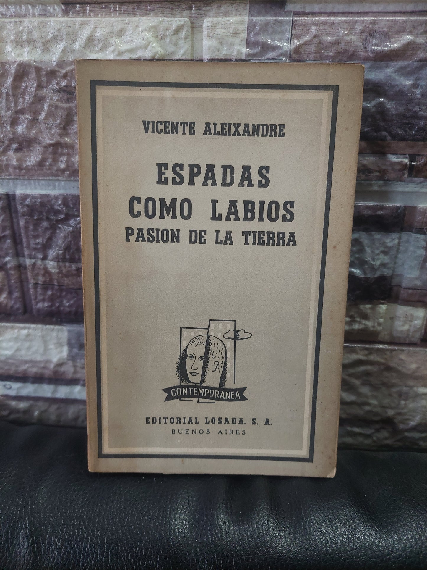 Espadas como labios/pasión de la tierra - Vicente Aleixandre