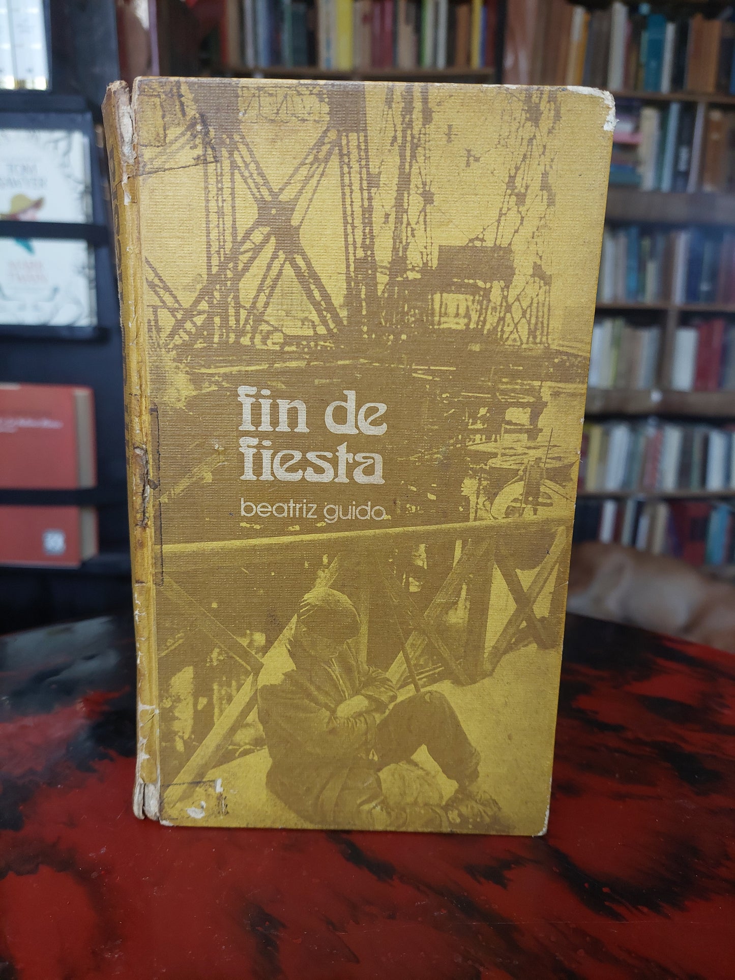 Fin de fiesta - Beatriz Guido