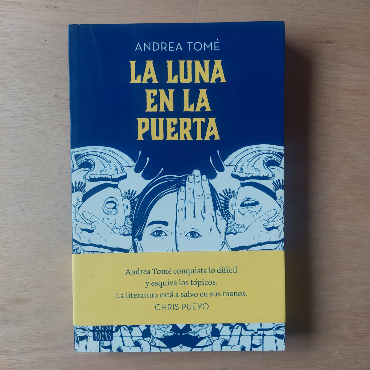 La luna en la puerta - Andrea Tomé