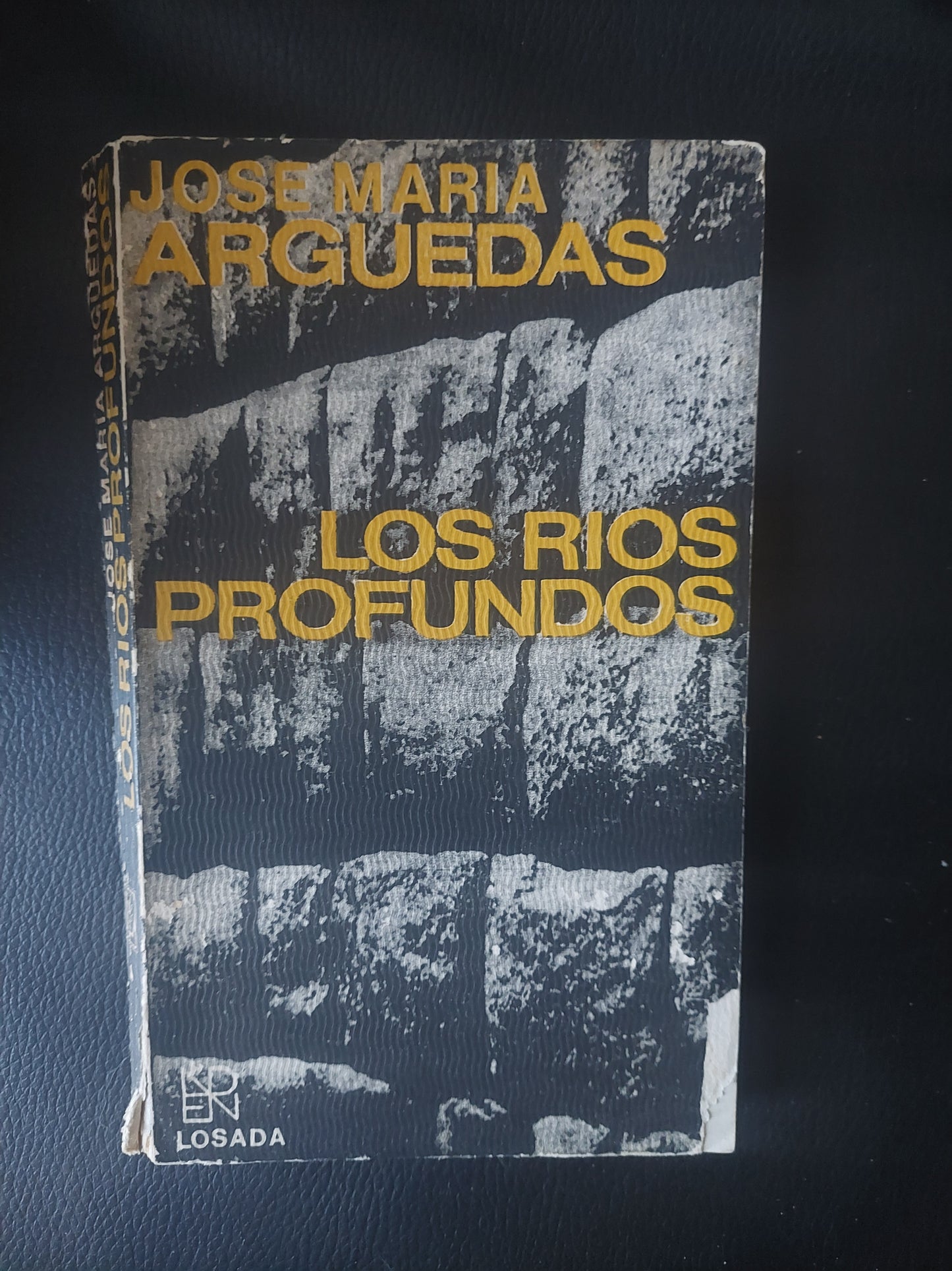 Los ríos profundos - José María Arguedas