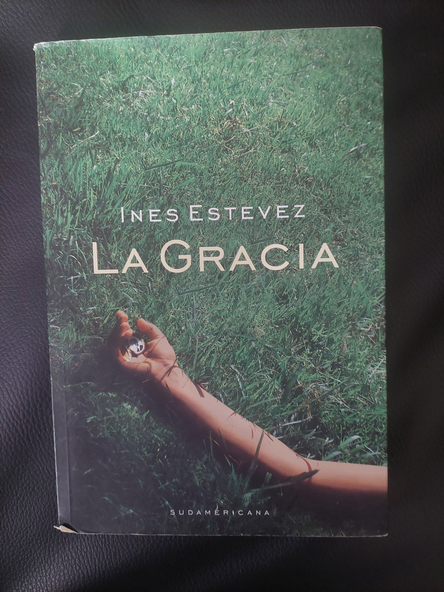 La gracia - Inés Estevez