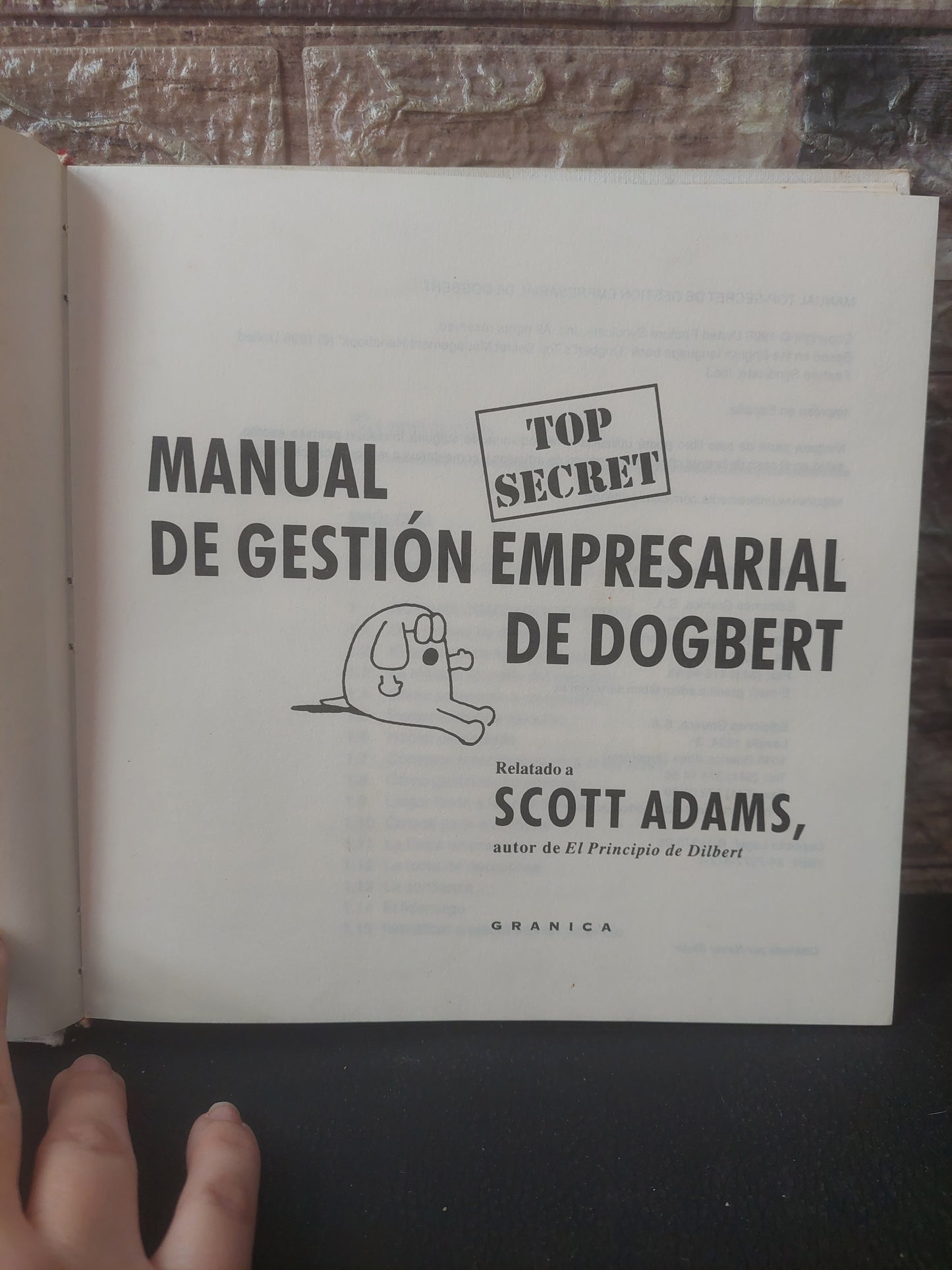 Manual de gestión empresarial de Dogbert - Scott Adams