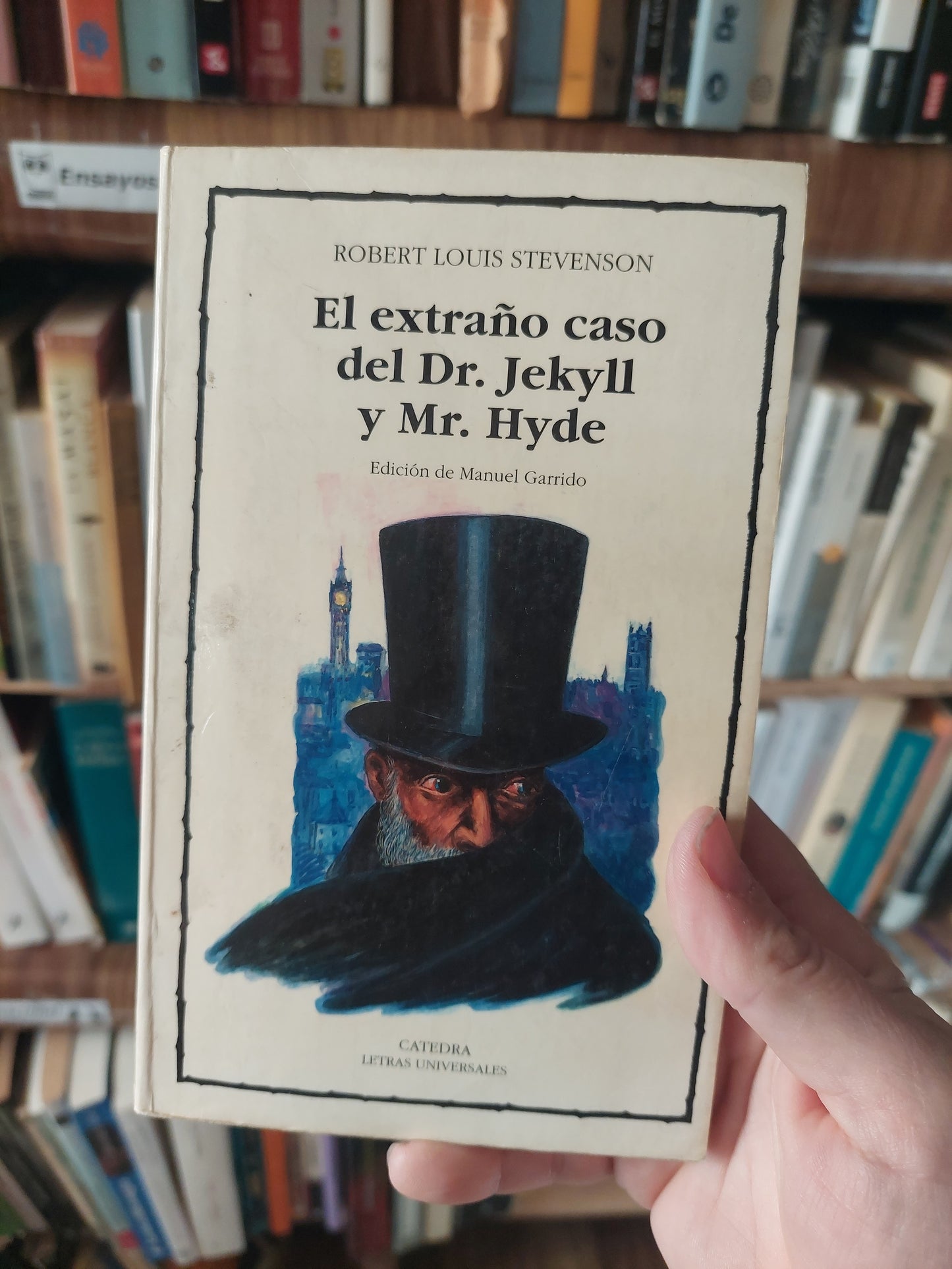 El extraño caso del Dr. Jekyll y Mr. Hyde - Robert Louis Stevenson (subrayado con lápiz)