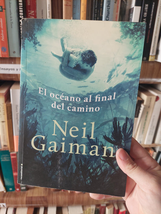 El océano al final del camino - Neil Gaiman