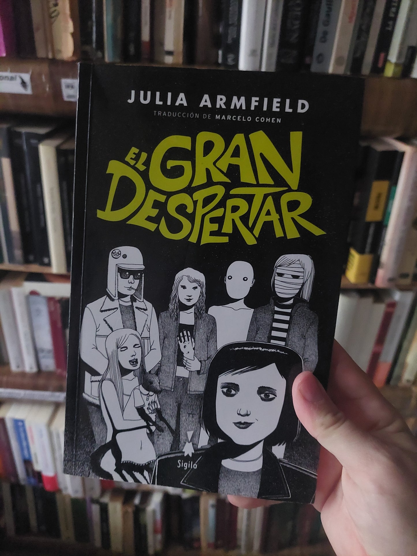 El gran despertar - Julia Armfield (nuevo)