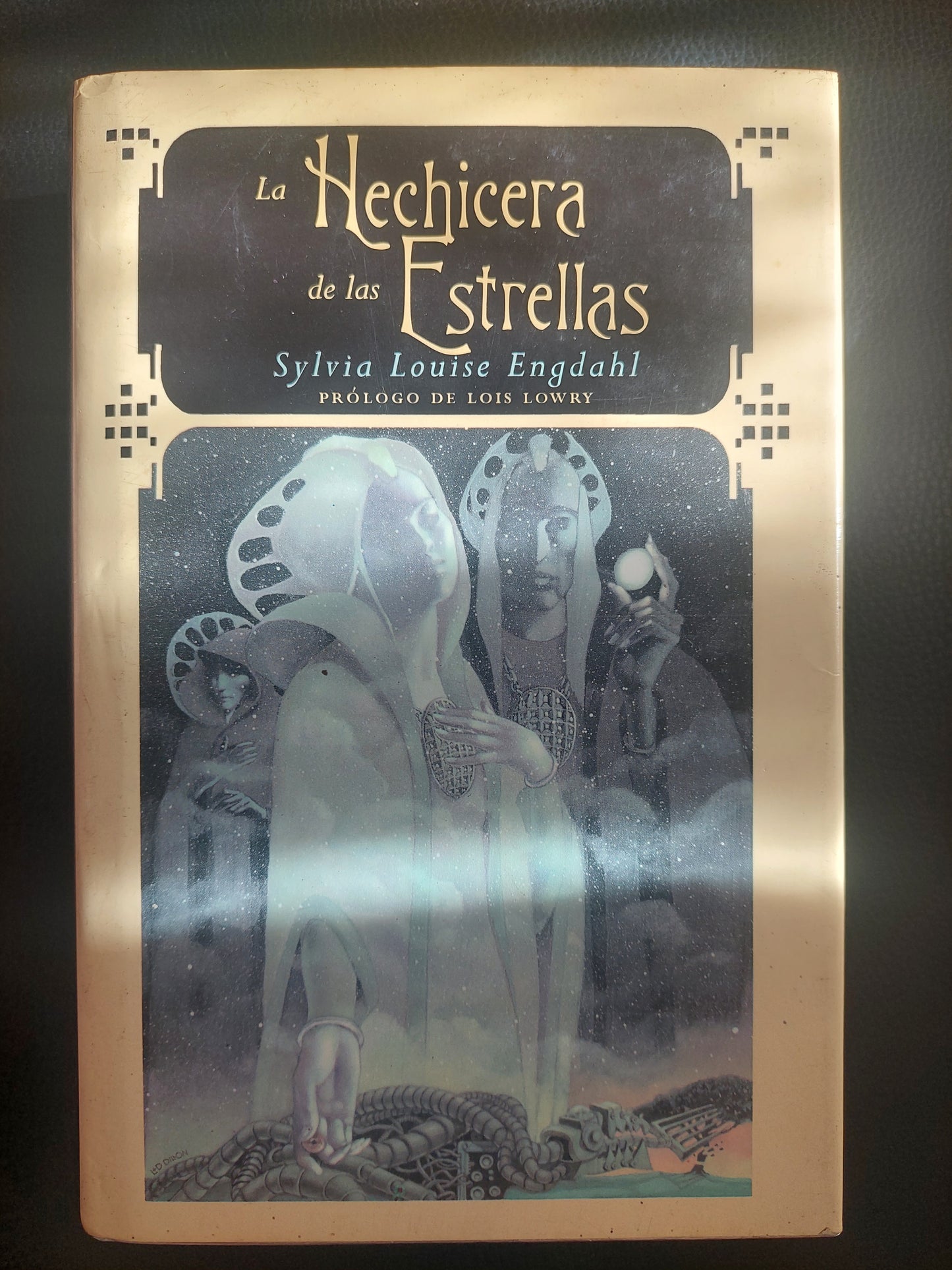 La hechicera de las estrellas - Sylvia Louise Engdahl