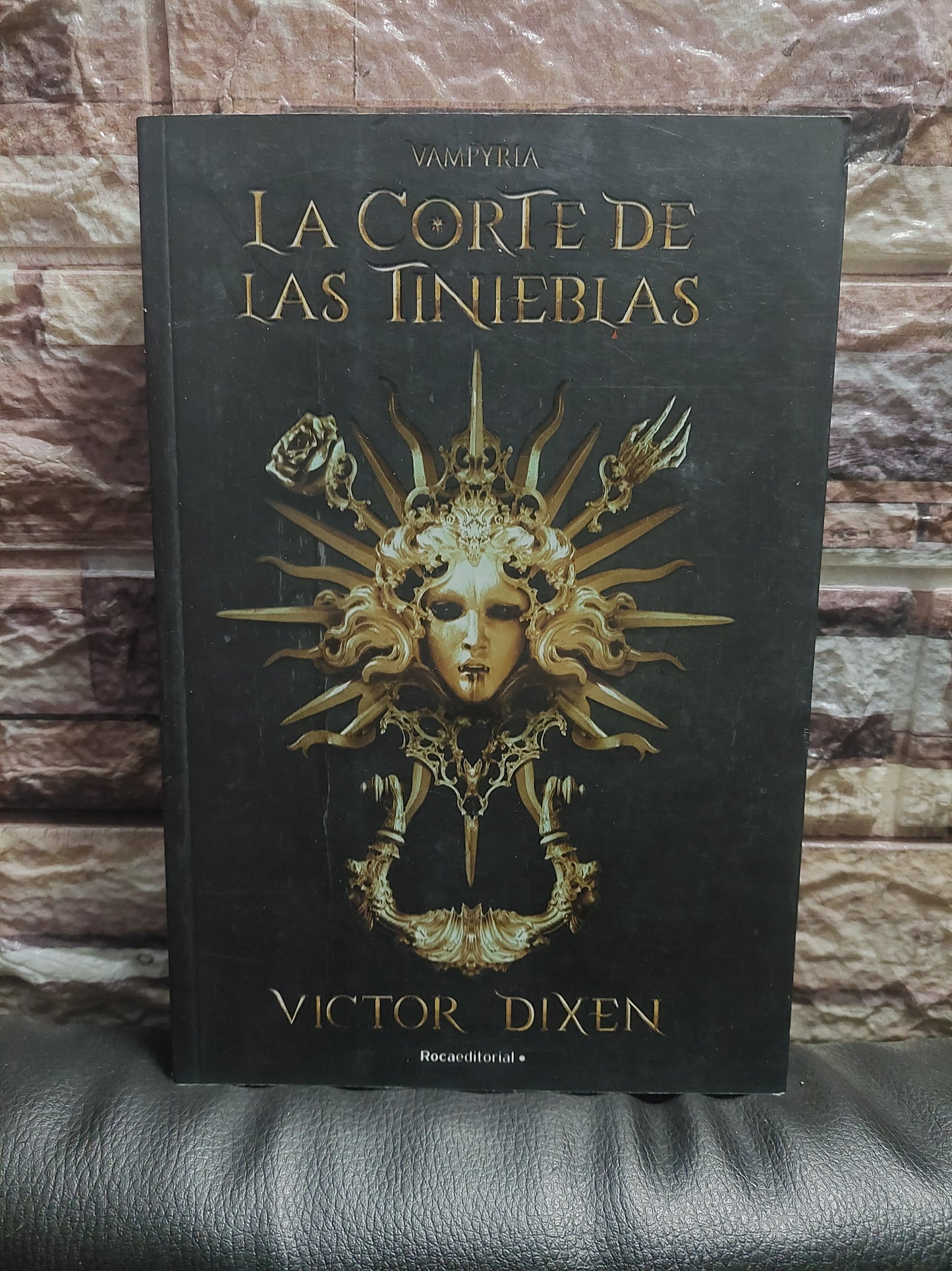 Vampyria: La corte de las tinieblas - Victor Dixen (como nuevo)
