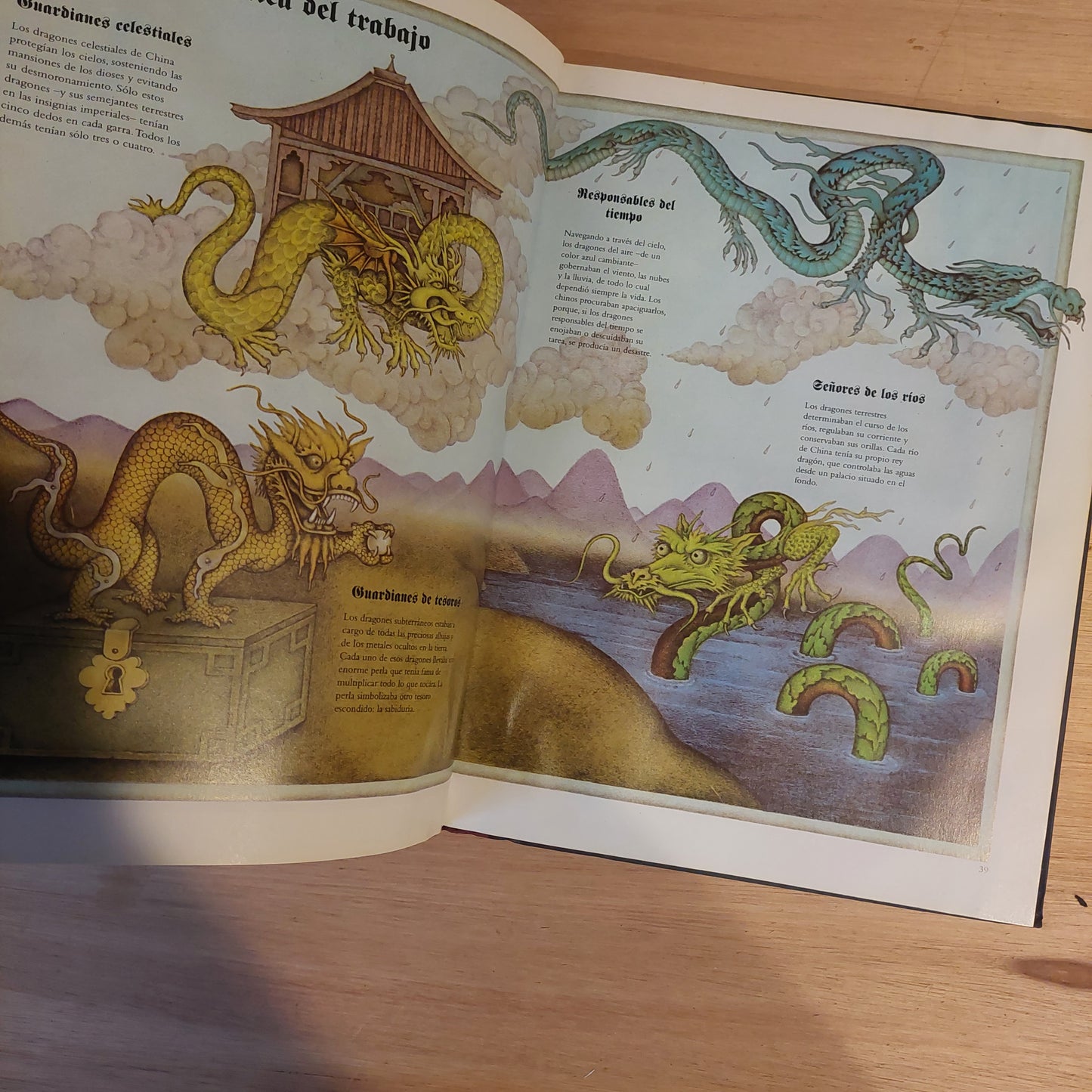 Dragones (con señales de humedad)