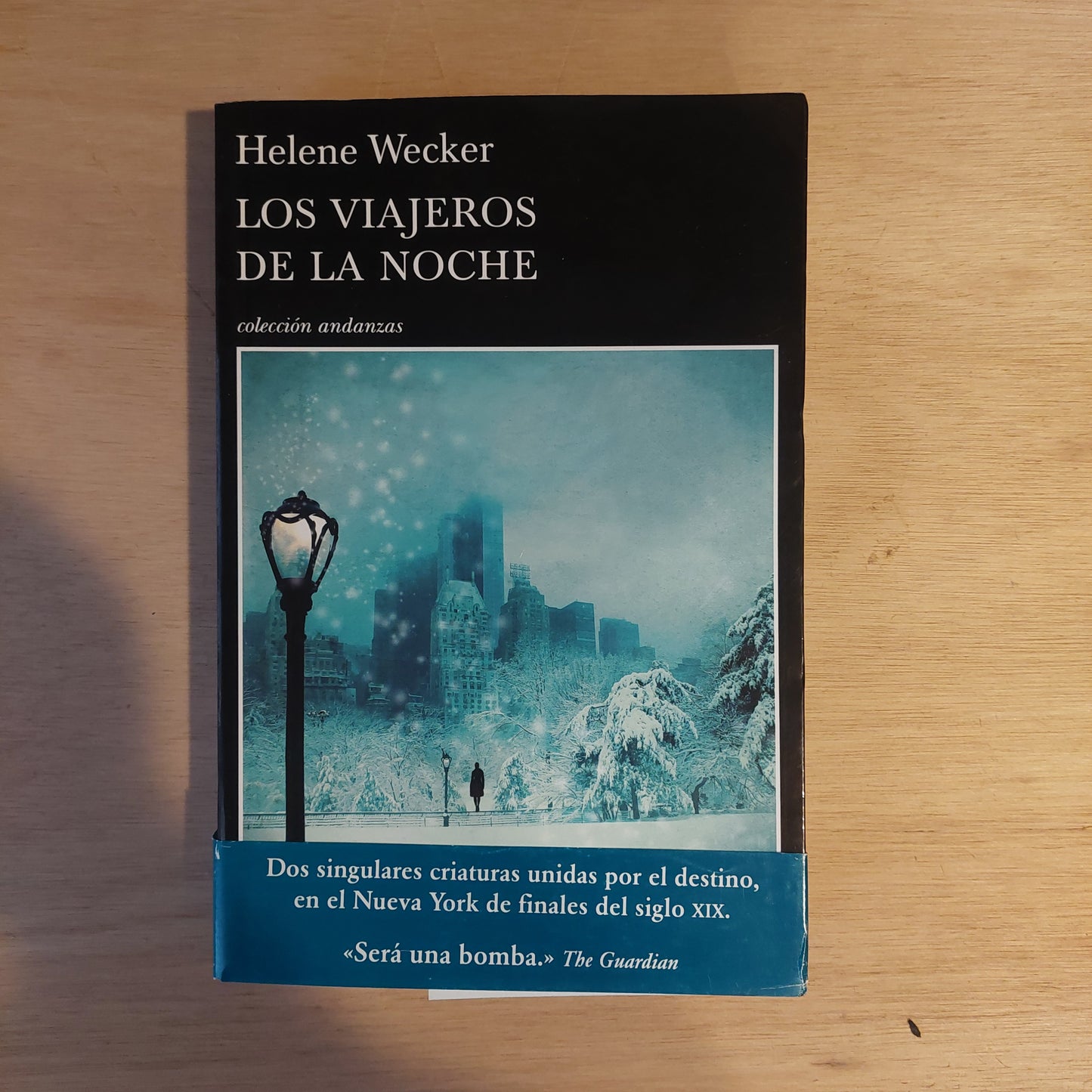 Los viajeros de la noche - Helene Wecker (como nuevo)