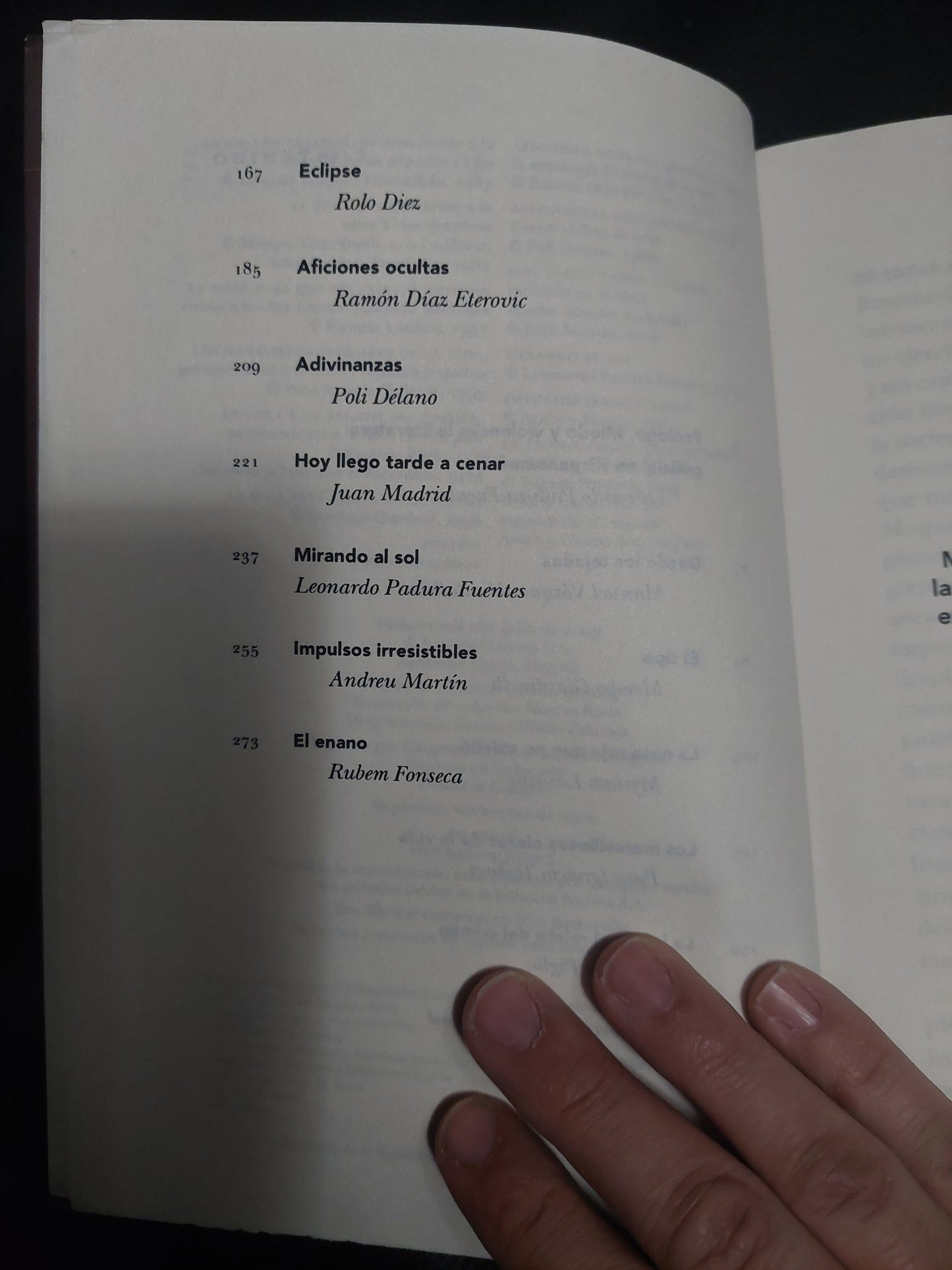 Variaciones en negro. Relatos policiales hispanoamericanos