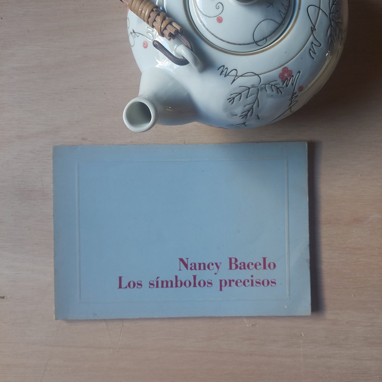 Los símbolos precisos - Nancy Bacelo (firmado y dedicado por la autora)