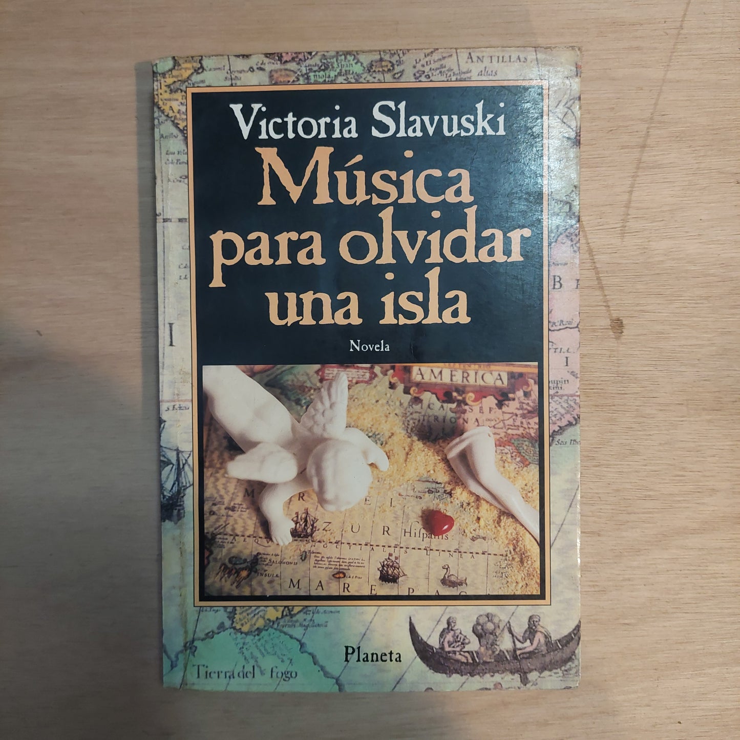 Música para olvidar una isla - Victoria Slavuski