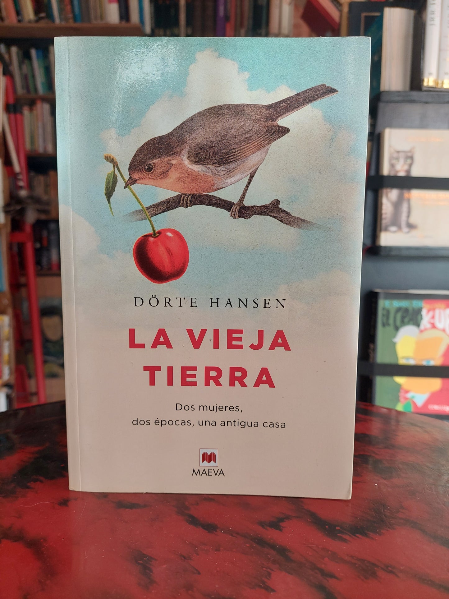 La vieja tierra - Dorte Hansen