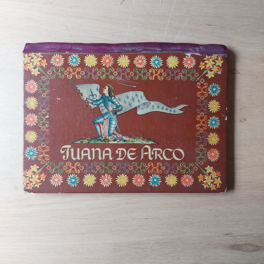 Juana de Arco. Libro pop-up - Héctor Sanchez Puyol (Héctor Germán Oesterheld). 1949