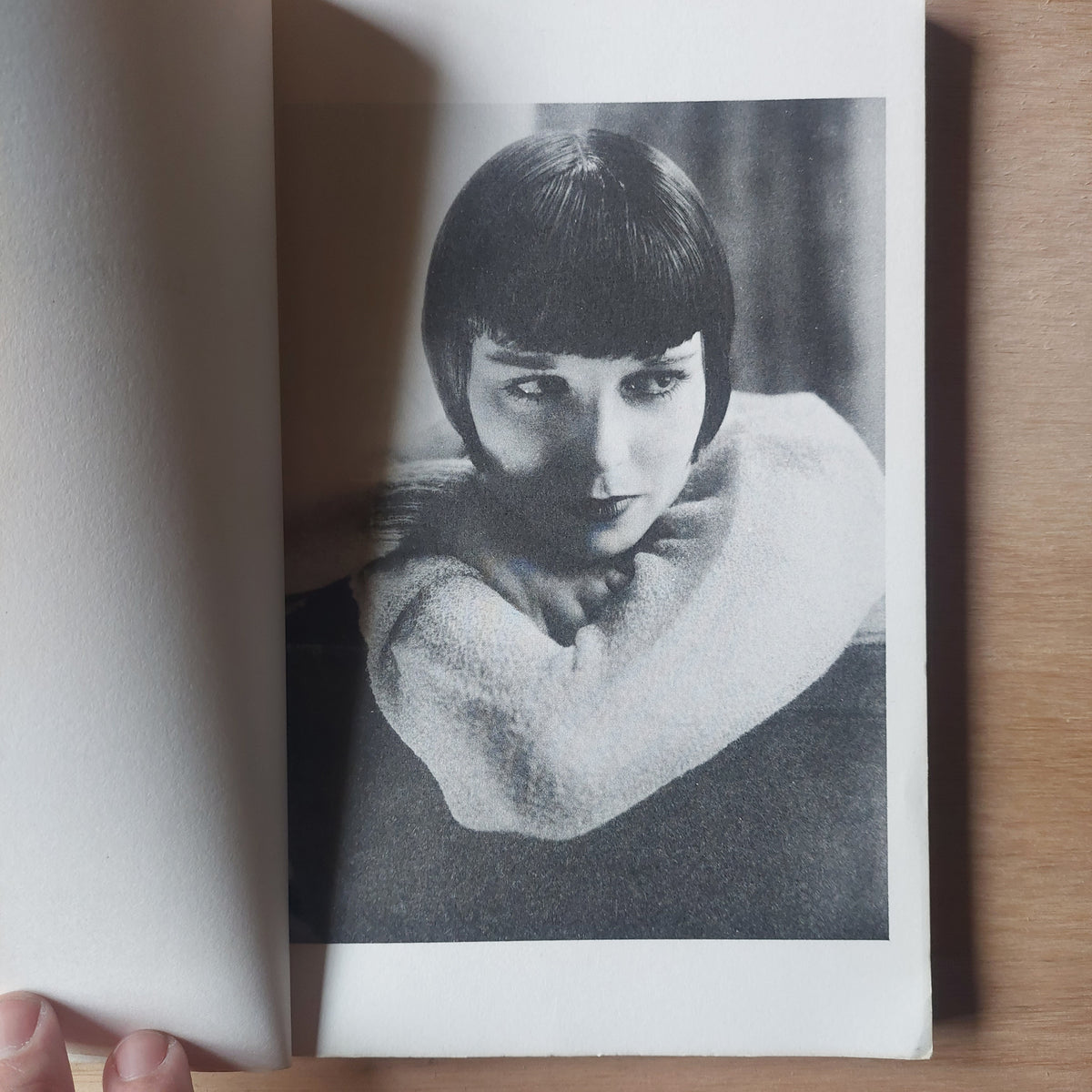 Lulú en Hollywood - Louise Brooks. Ultramar, 1984