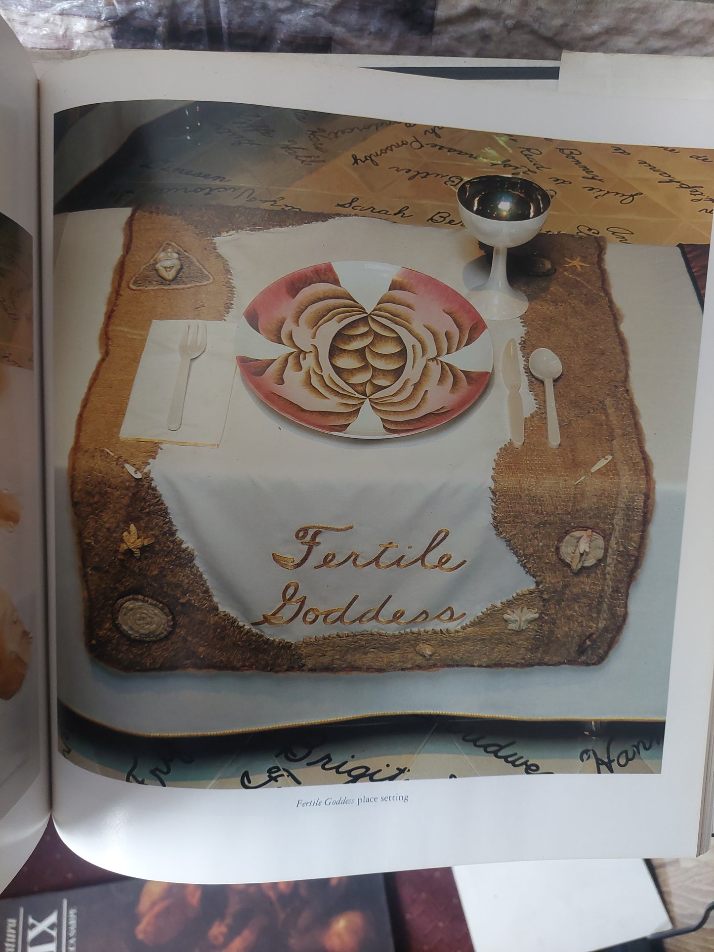 The dinner party - Judy Chicago