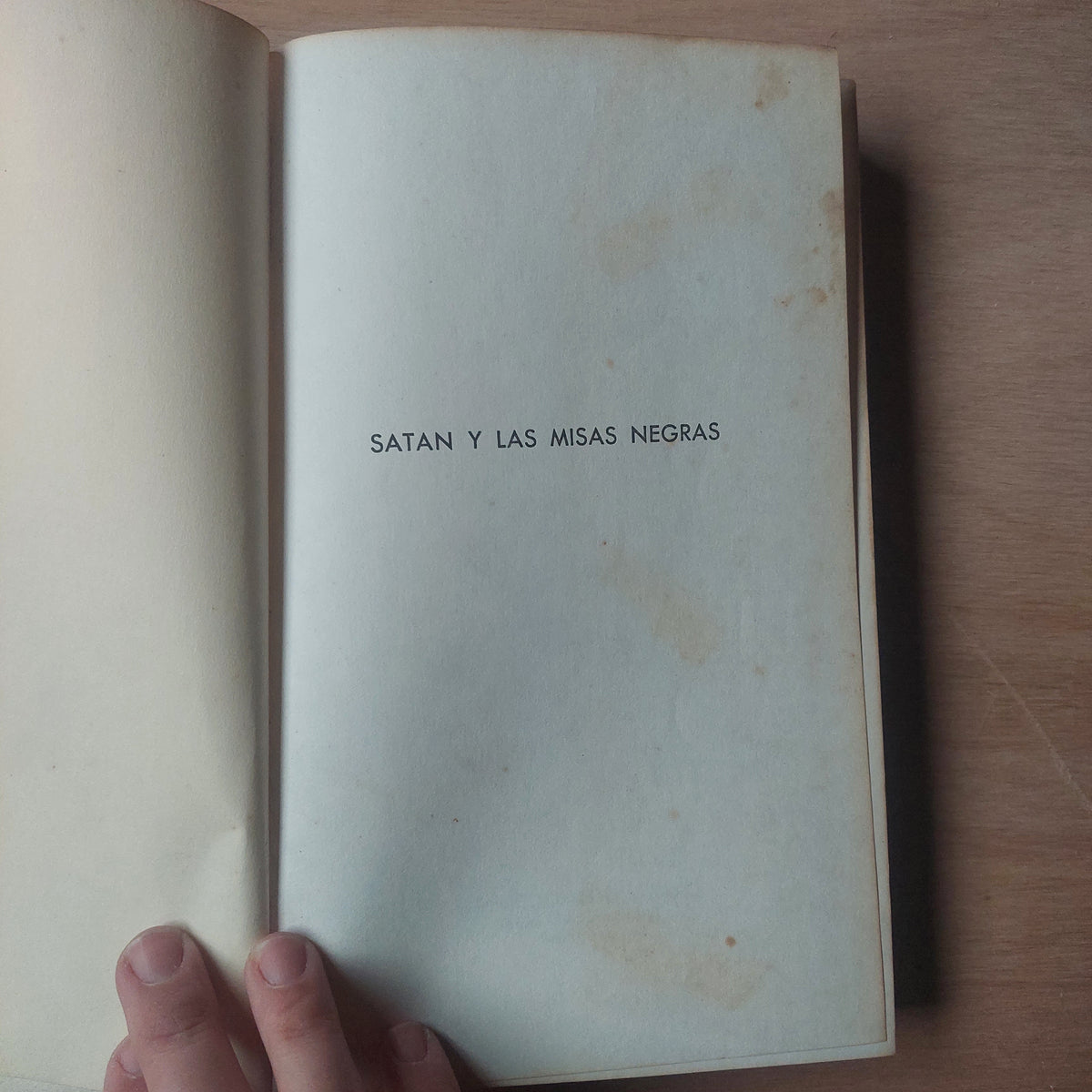 Satán y las misas negras - Adam Nebles
