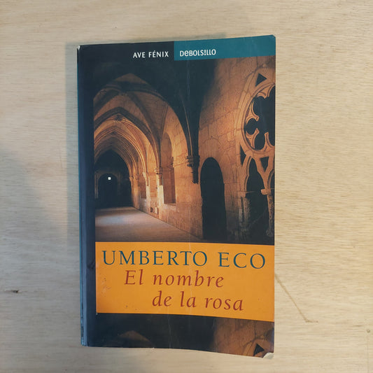 El nombre de la rosa - Umberto Eco (detalles de humedad)