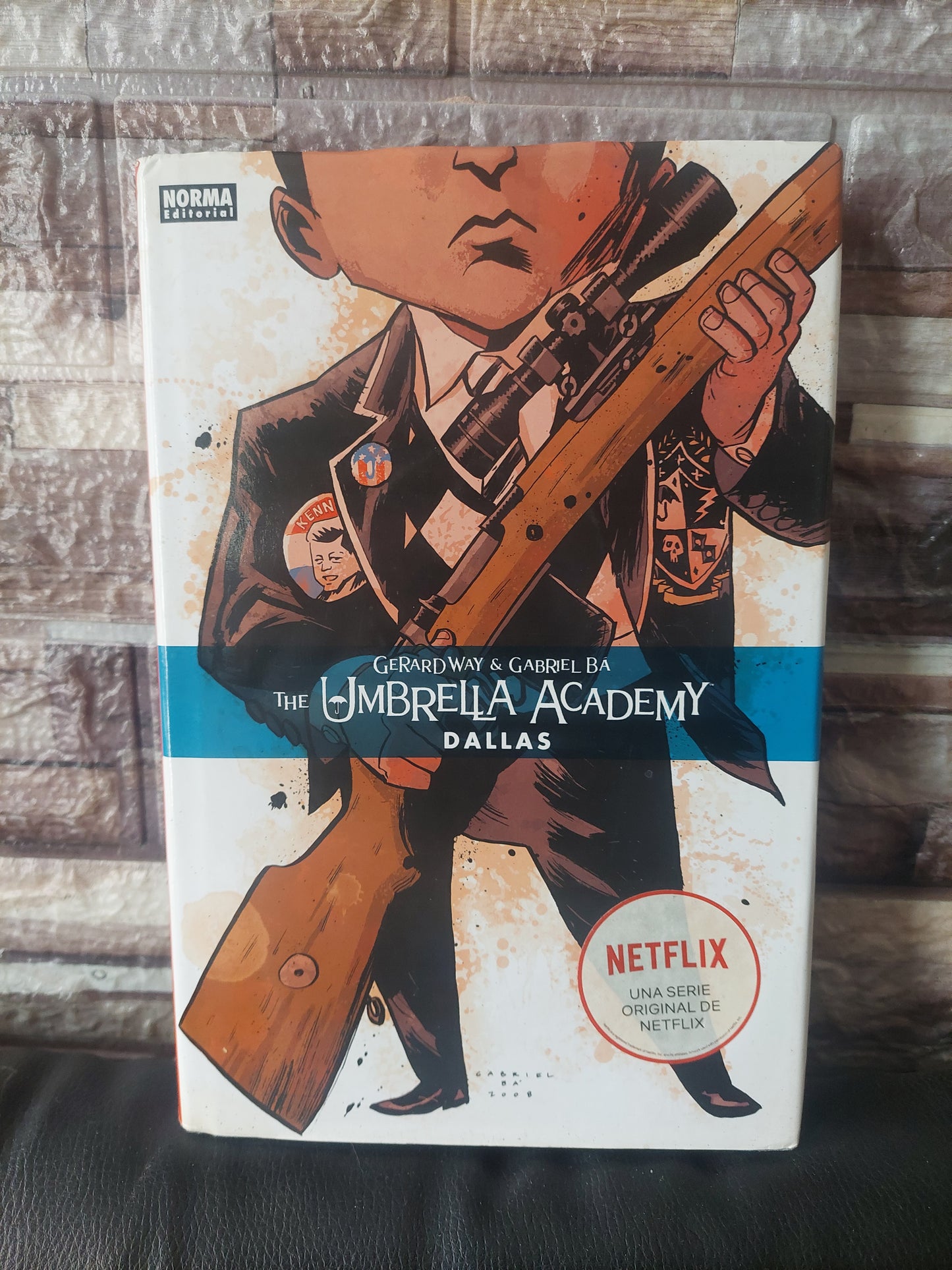 The umbrella academy. Dallas - Gerard Way y Gabriel Ba