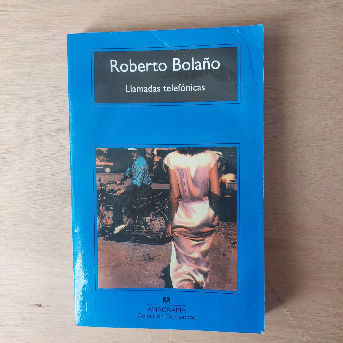 Llamadas telefónicas - Roberto Bolaño (detalles de humedad)