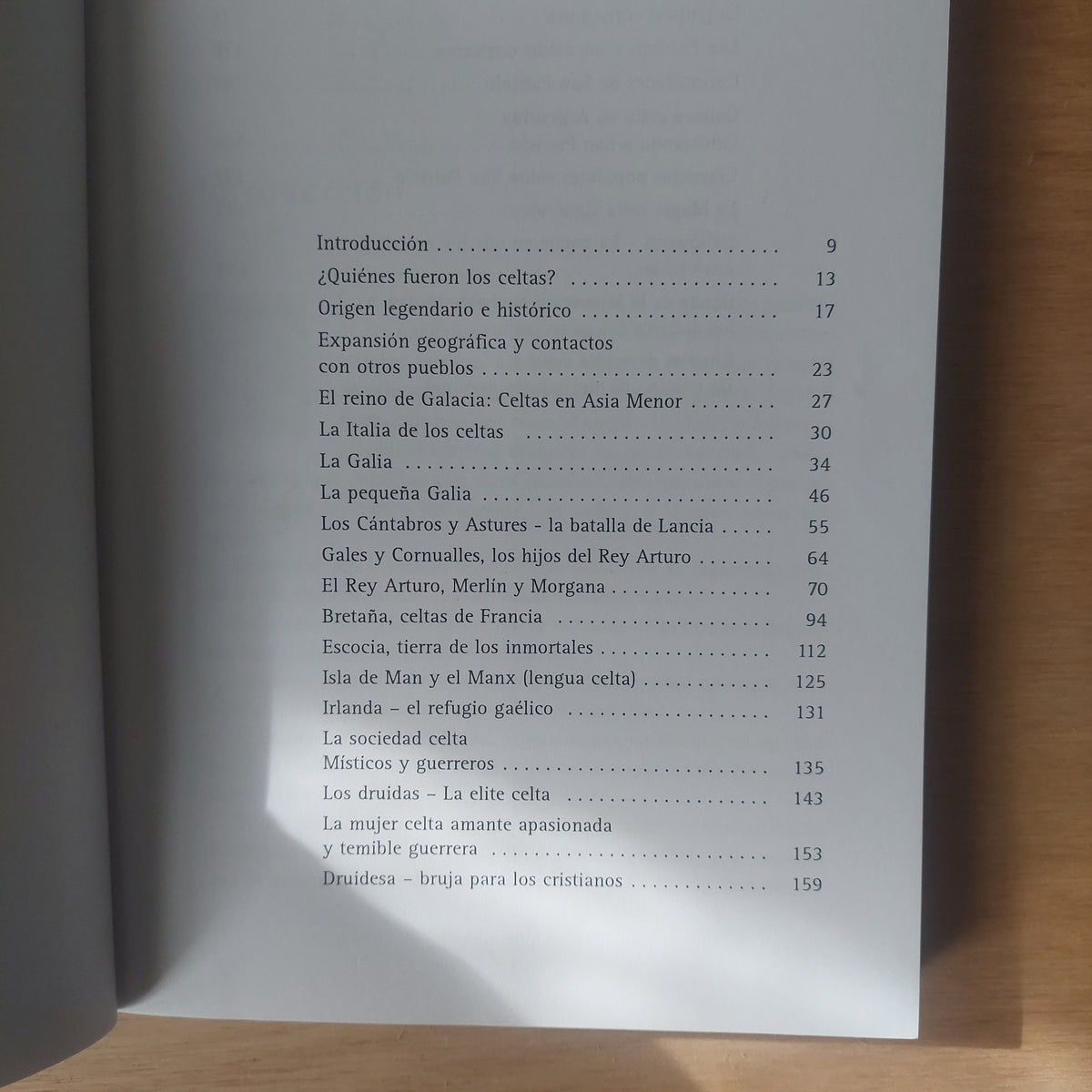 Los celtas. Una realidad histórica mitificada - Abel Raul Brozzi