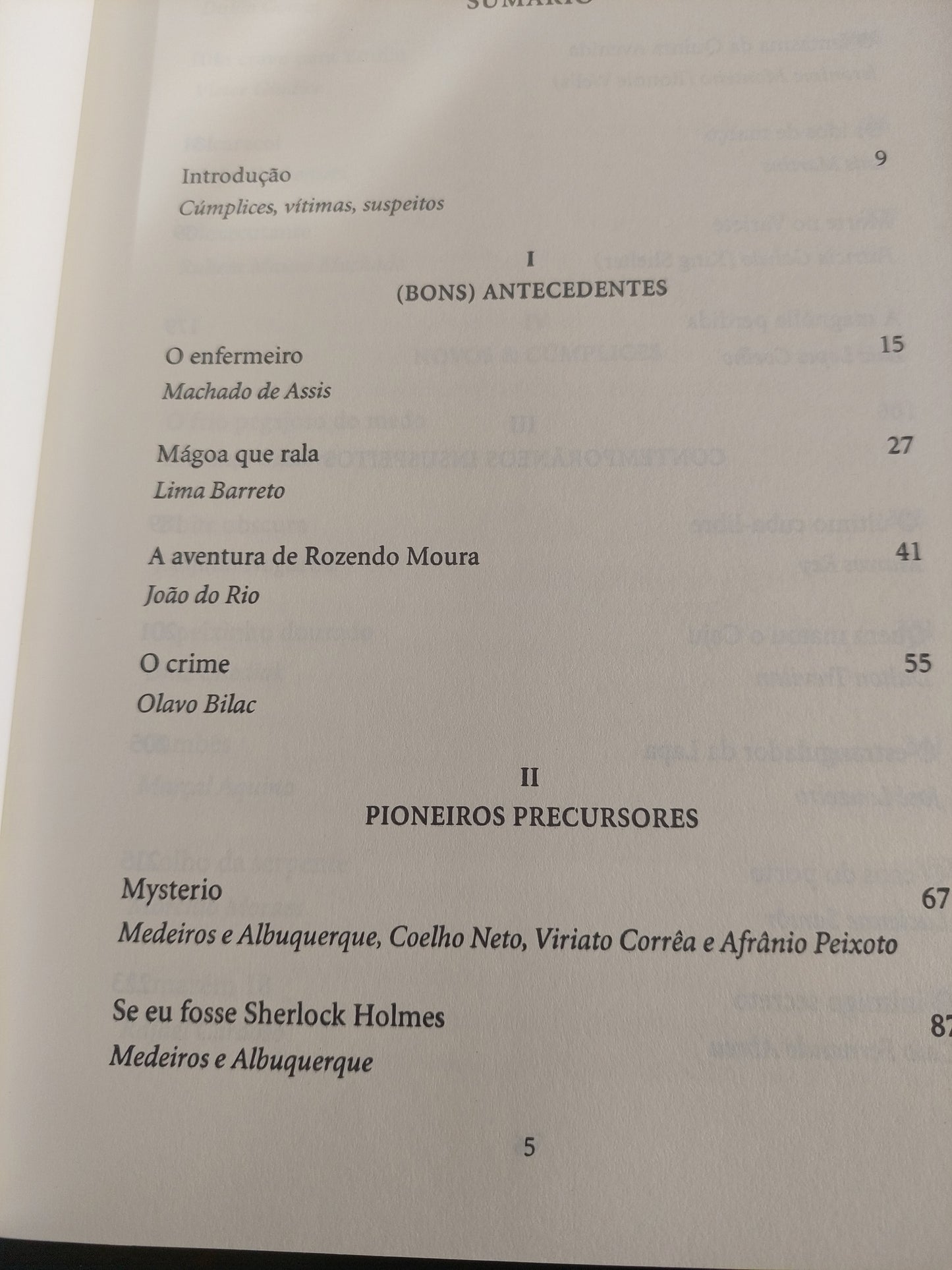 Crime feito em casa. Contos policiais brasileiros - Flávio Moreira da Costa