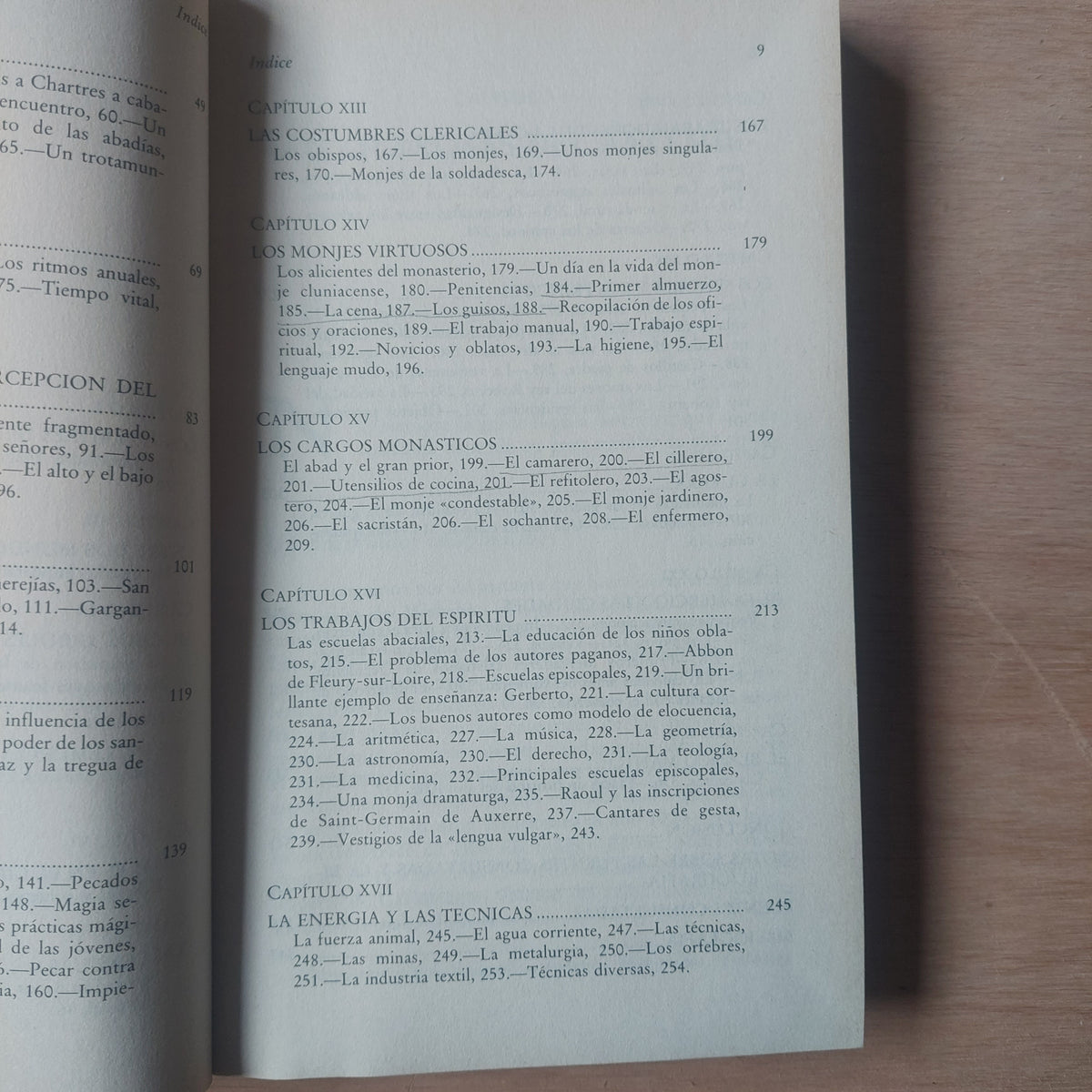 La vida cotidiana en el año 1000 - Edmond Pognon