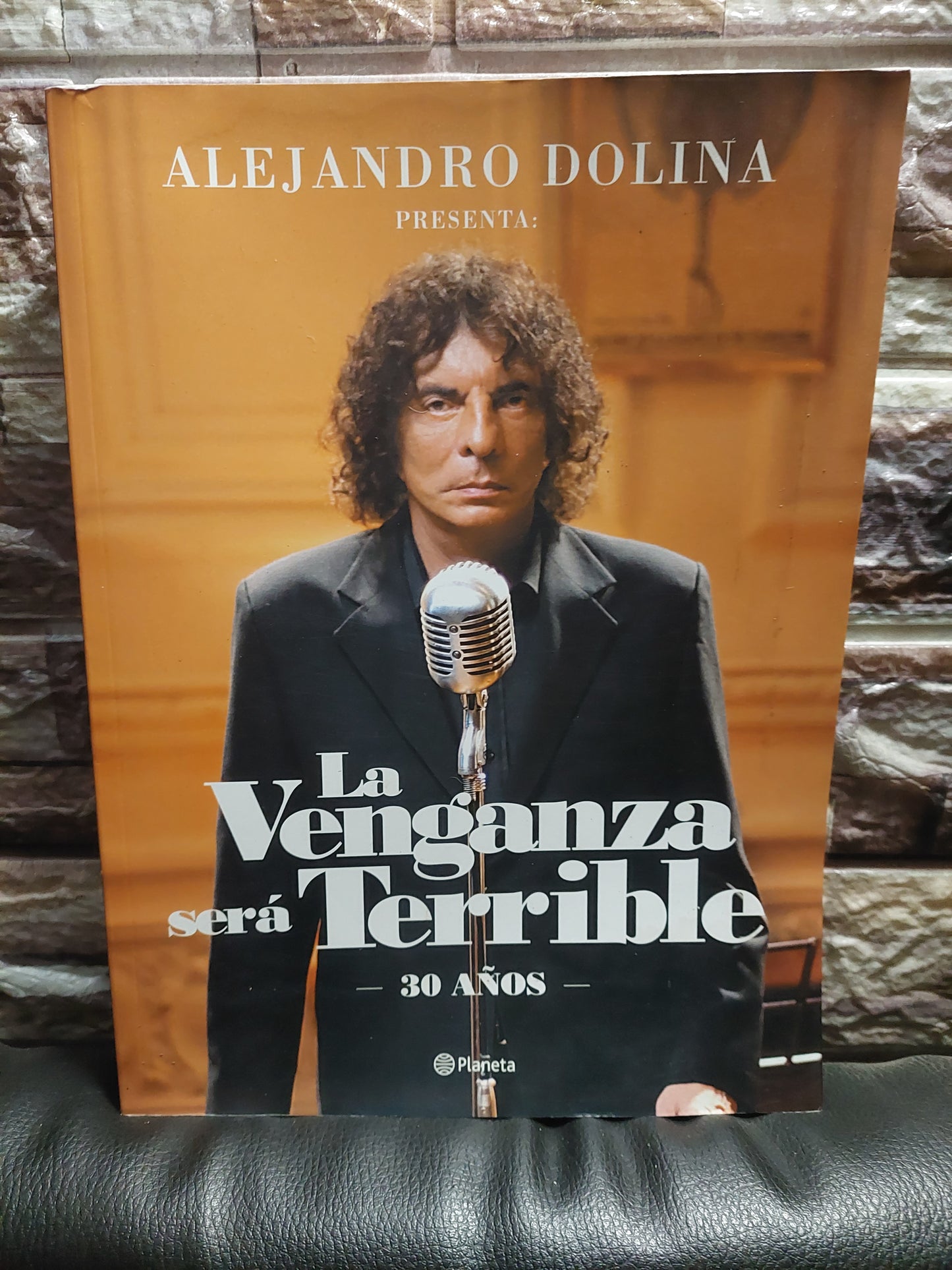 La venganza será terrible. 30 años - Alejandro Dolina (como nuevo)