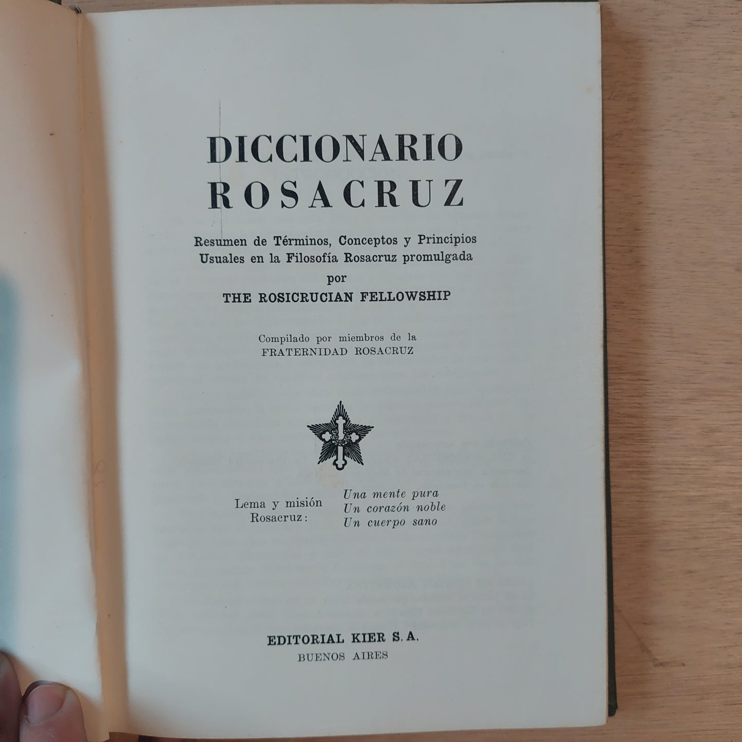 Diccionario rosacruz - La fraternidad rosacruz