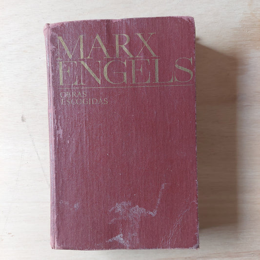 Obras escogidas Marx y Engels (manchado de humedad)