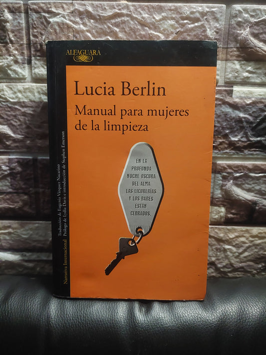 Manual para mujeres de la limpieza - Lucía Berlin