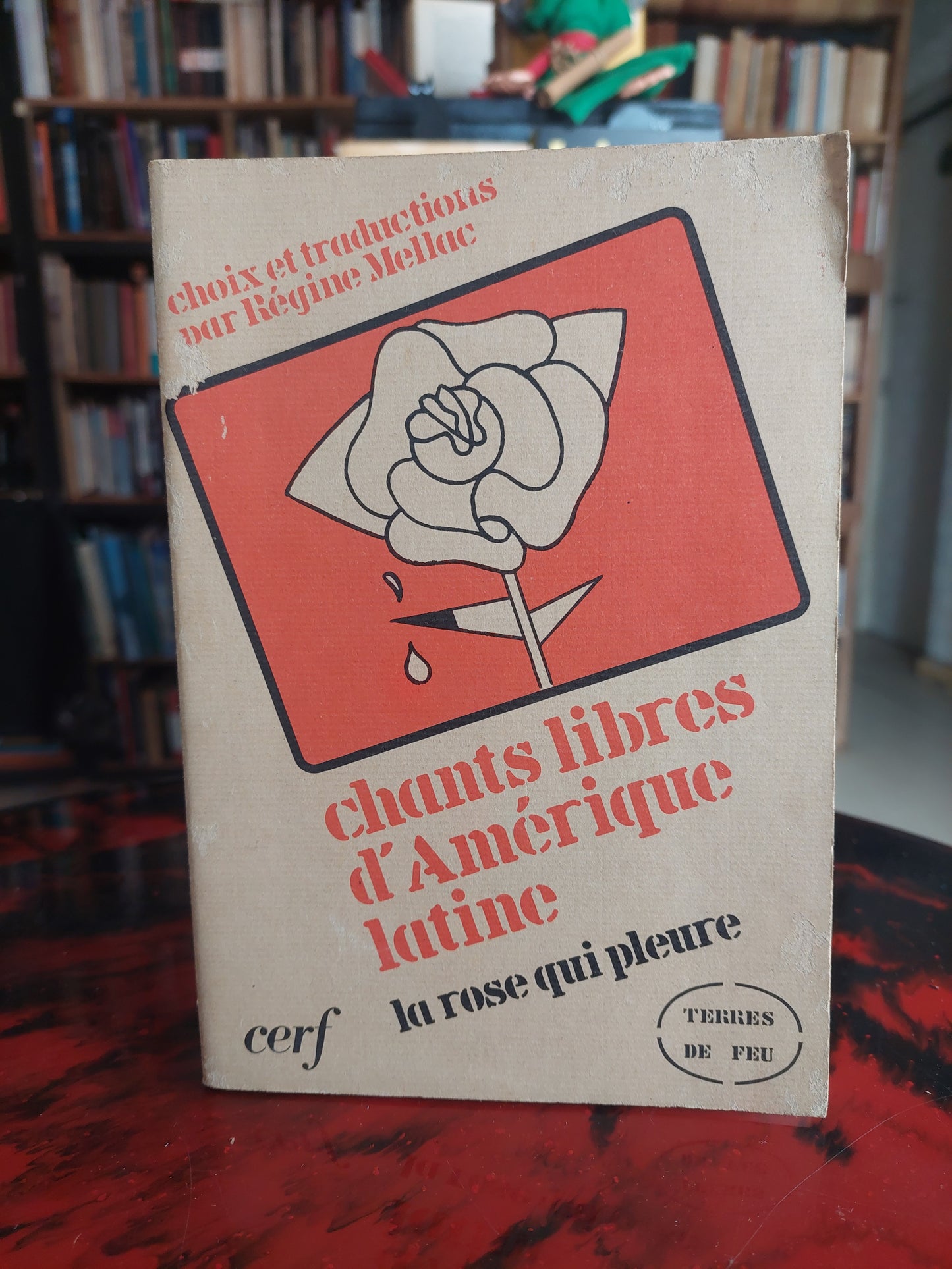 Chants libres d'Amérique latine. Edición bilingue francés-español