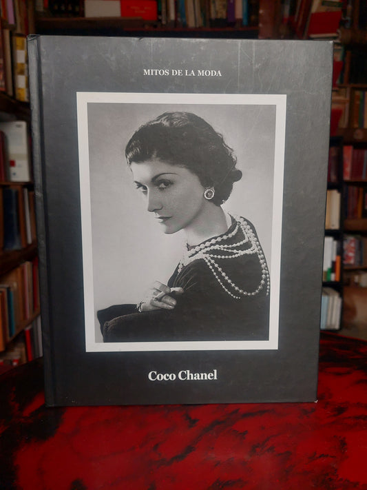 Mitos de la moda. Coco Chanel (como nuevo)