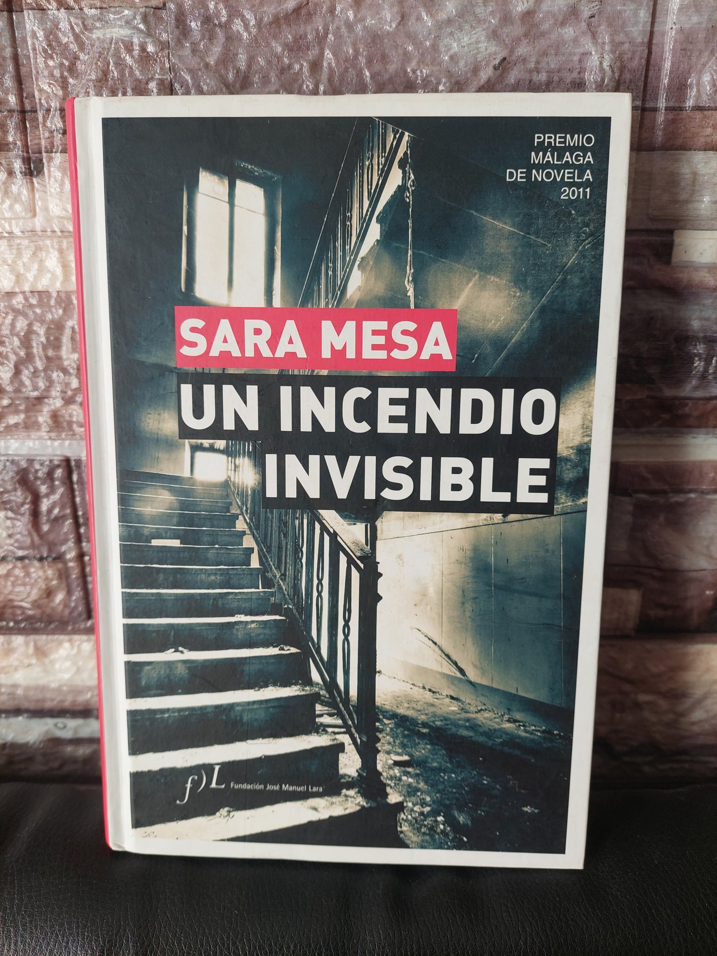 Un incendio invisible - Sara Mesa (como nuevo)