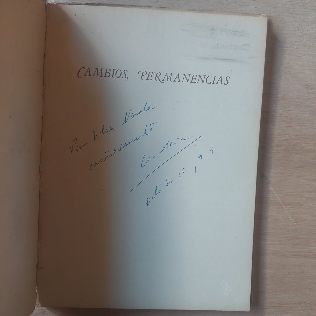 Cambios, permanencias - Circe Maia