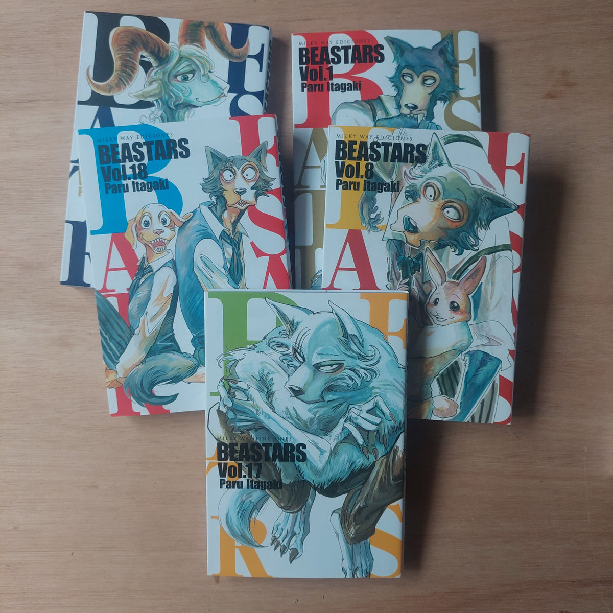 Beastars - Paru Itagaki. Serie completa, 22 tomos (como nuevos)
