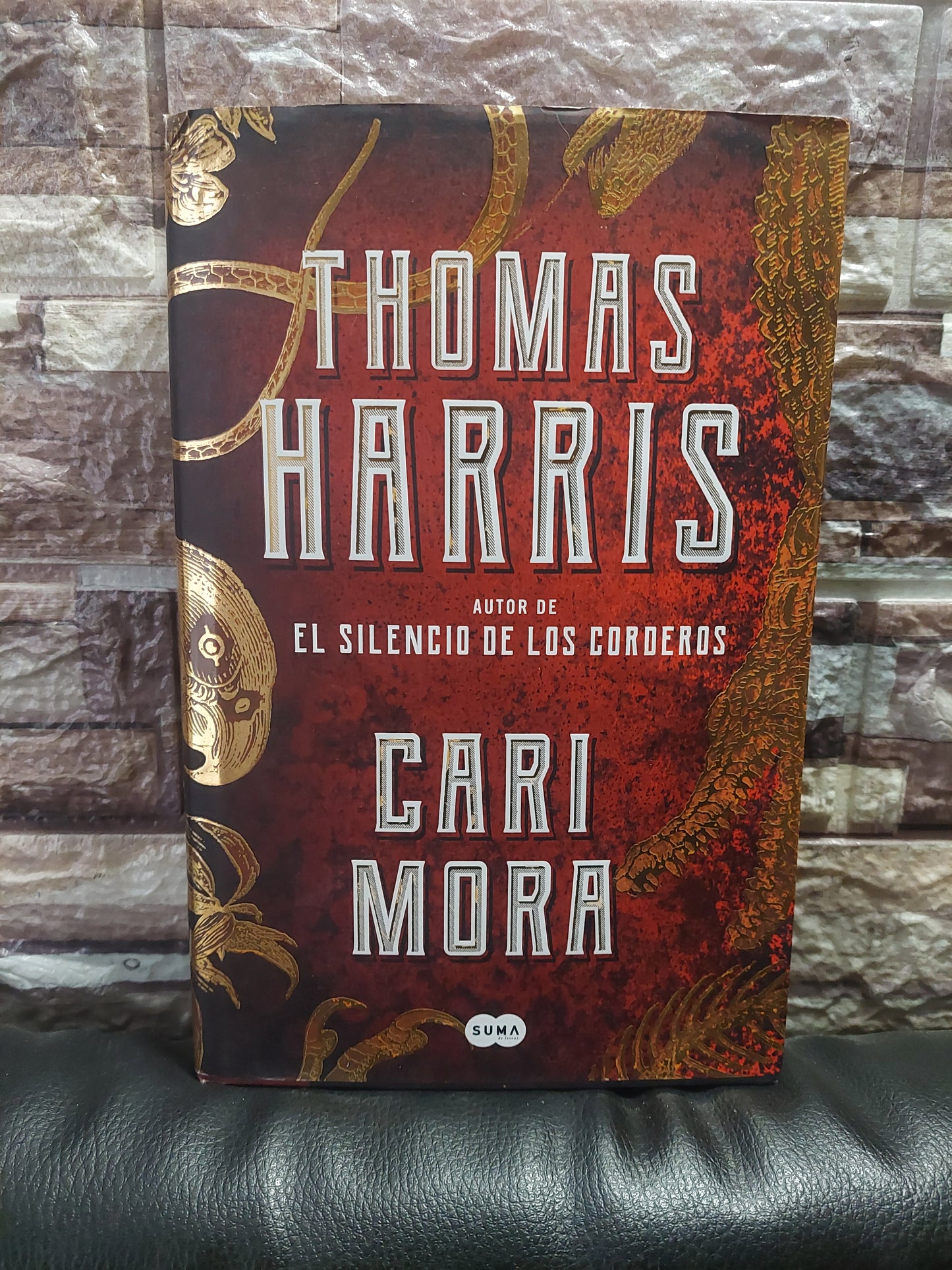 Cari Mora - Thomas Harris