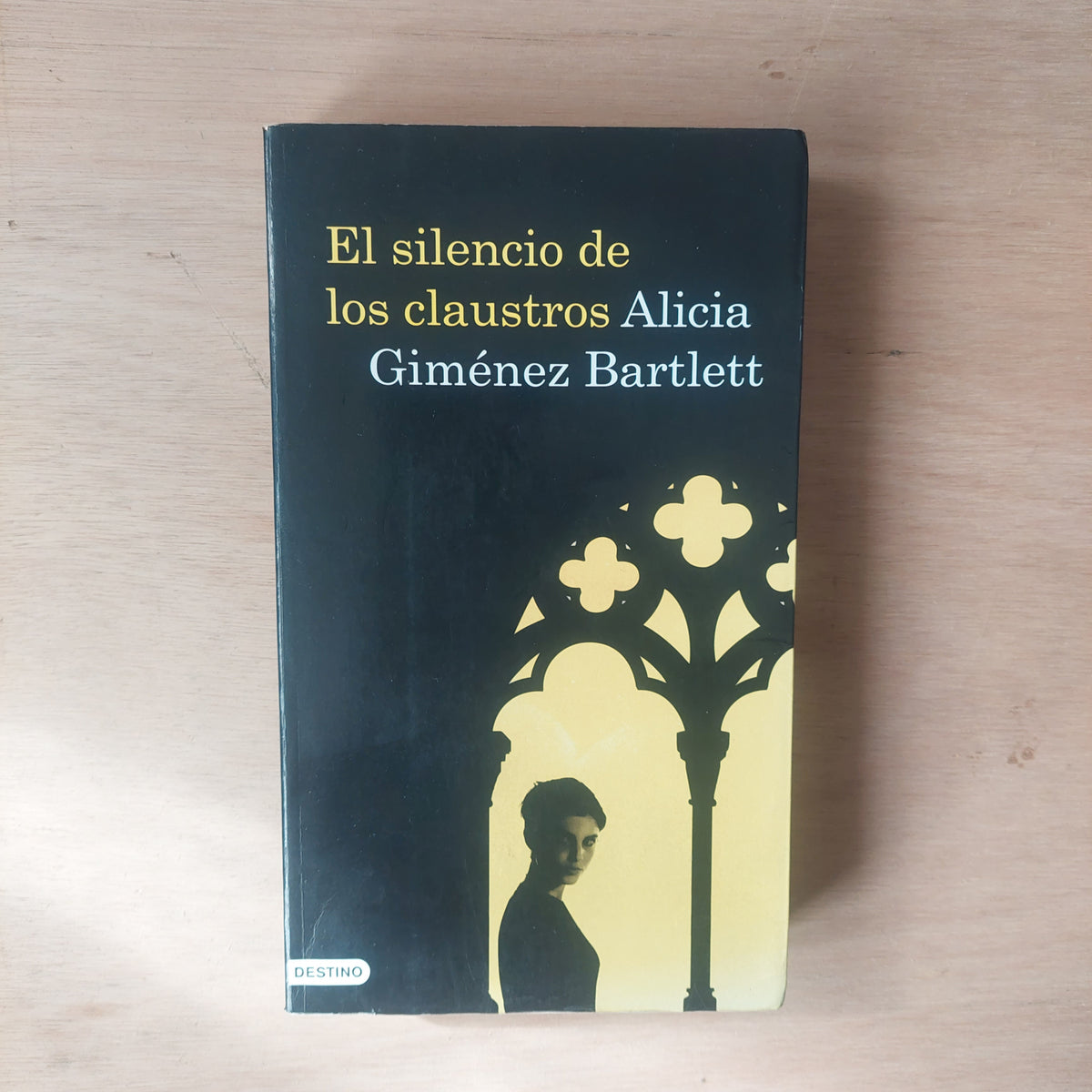 El silencio de los claustros - Alicia Giménez Bartlett