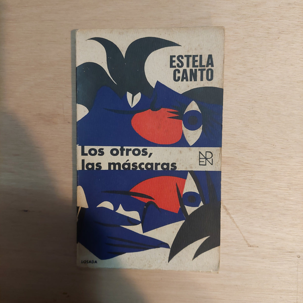 Los otros, las máscaras - Estela Canto (primera edición)