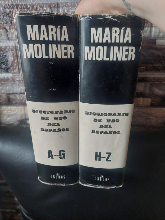 Diccionario de uso del español - Maria Moliner