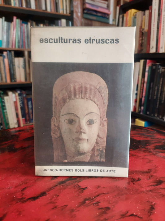 Esculturas etruscas