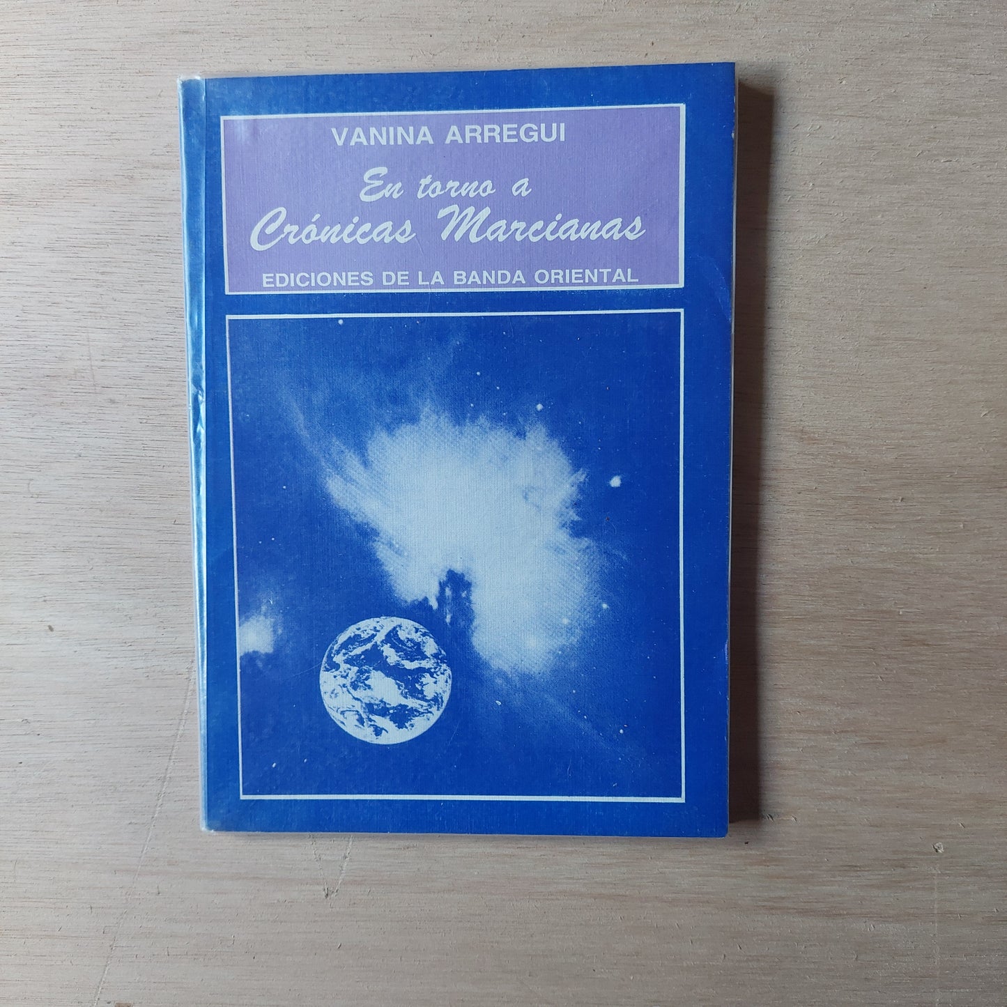 En torno a Crónicas Marcianas - Vanina Arregui
