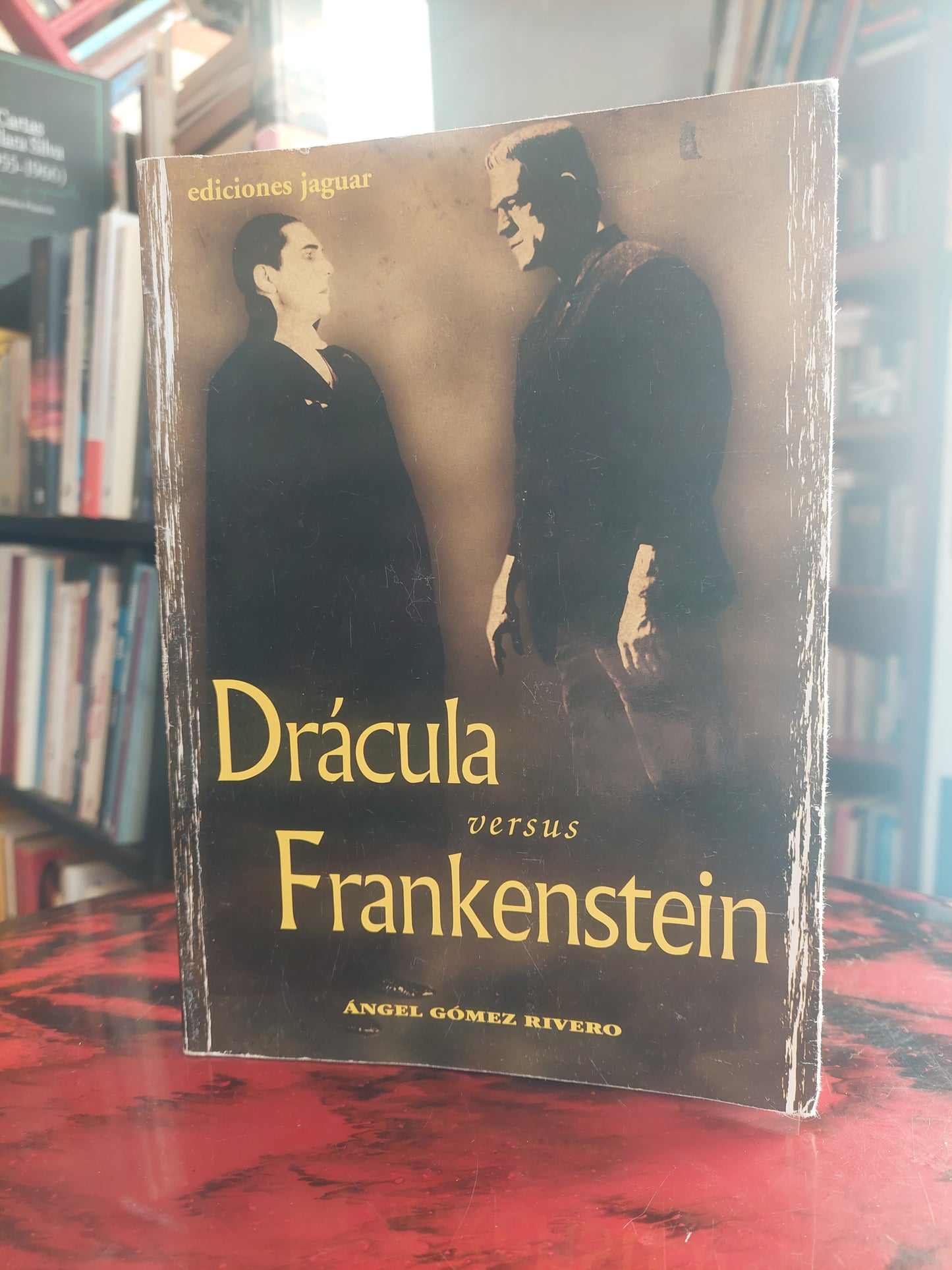 Drácula versus Frankenstein - Ángel Gómez Rivero