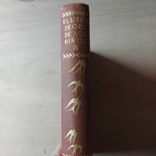 El libro de oro de los niños IV (1946)