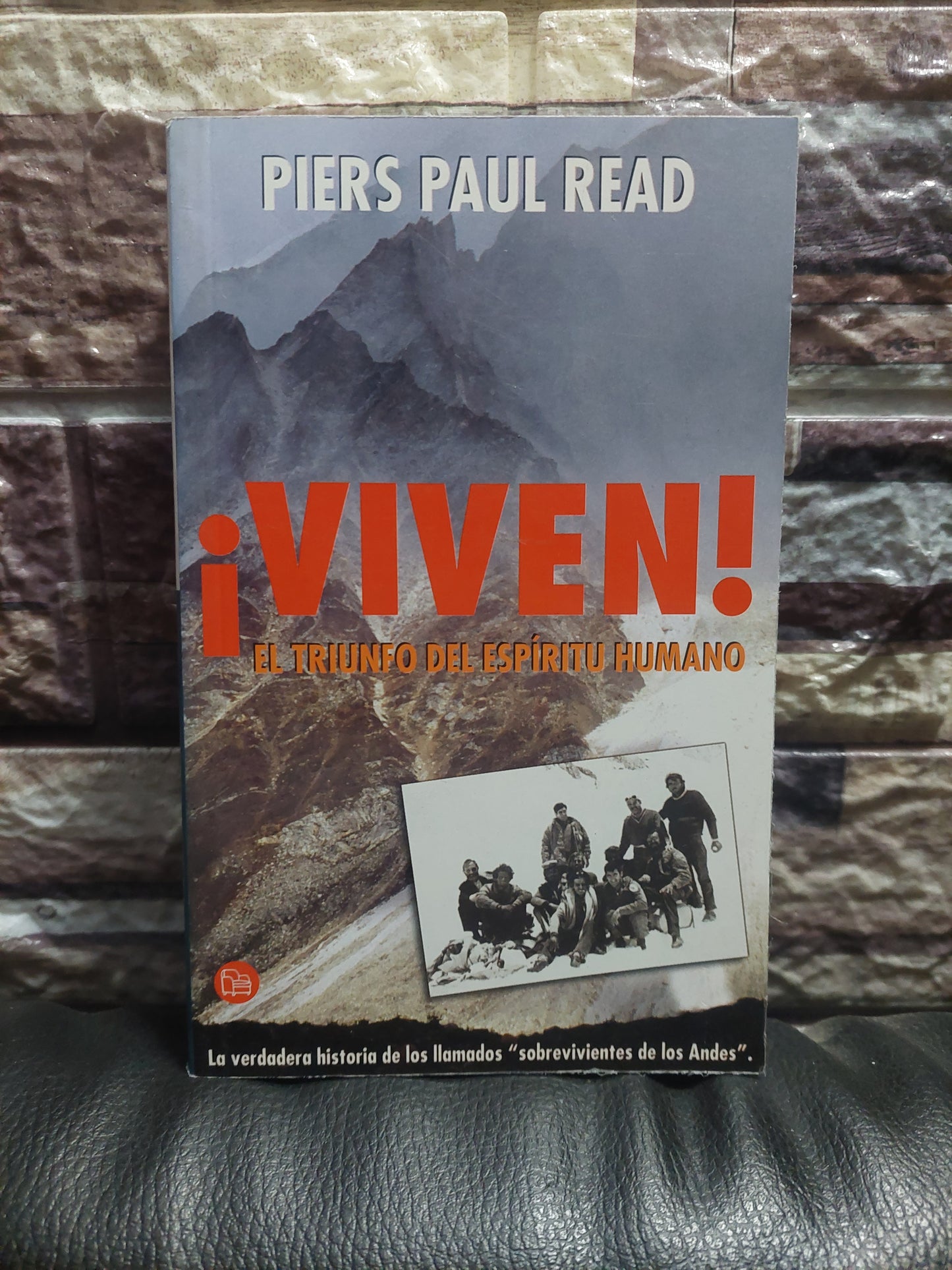 ¡Viven! - Piers Paul Read